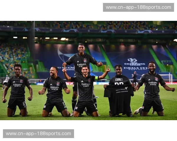 法甲之巅的冰与火之歌：里昂vs斯特拉斯堡，一场关乎尊严与觉醒的宿命对决